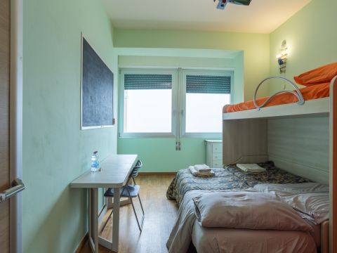 Piazza Giacomo Matteotti, 40 - Livorno