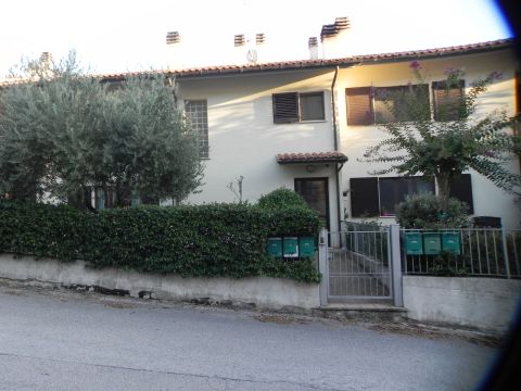 Via Pietro Nenni, 39 - Montecarotto