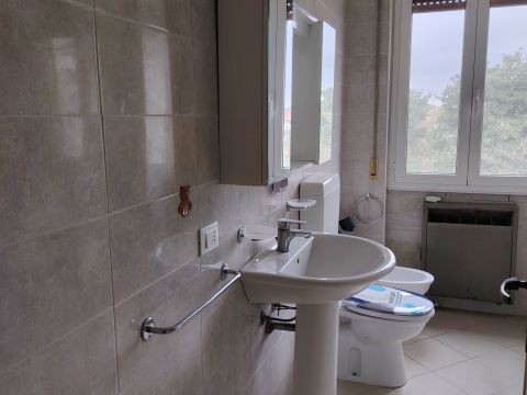 Via Angelo Amati, 6 - Pavia