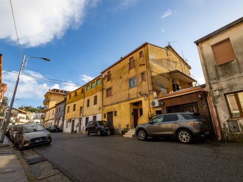 Via degli Svevi, 92 - Catanzaro