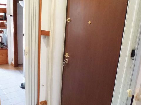 Piazzale Gambara, Milano, MI, Italia - Milano