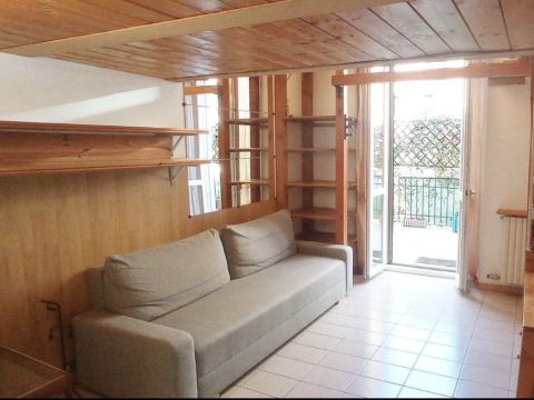 Piazzale Gambara, Milano, MI, Italia - Milano