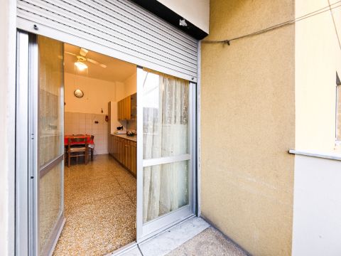 Via S. Ambrogio di Fegino, 2b - Genova