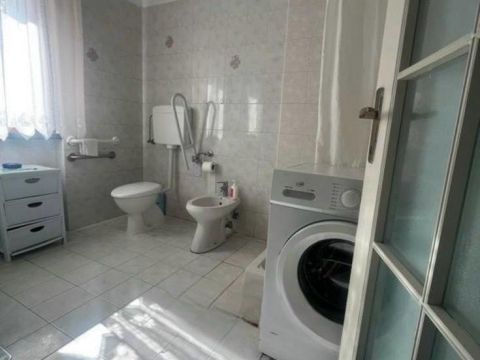 Via Antonio Gramsci - Forte Dei Marmi