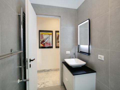 Via Courmayeur, 79 - Roma