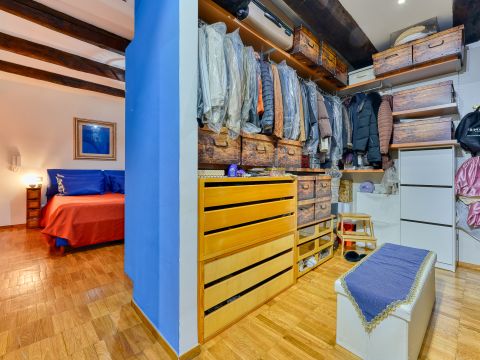 Via Laura Mancini Oliva - Napoli