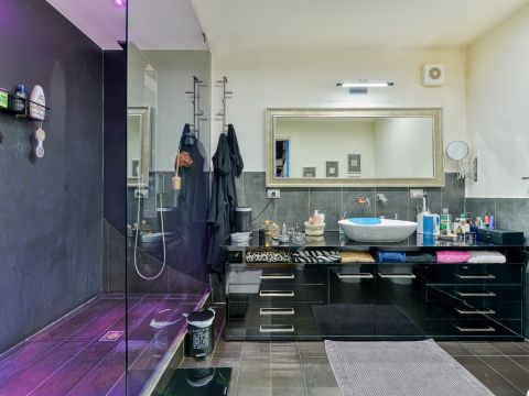 Via Laura Mancini Oliva - Napoli