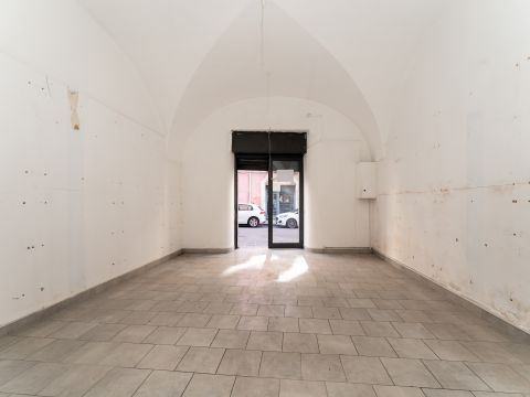 Via Giuseppe Garibaldi, 161 - Catania