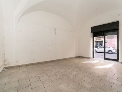 Via Giuseppe Garibaldi, 161 - Catania