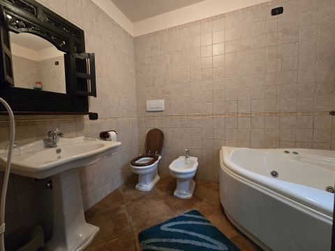 Via IV Novembre, 18 - Morciano Di Leuca