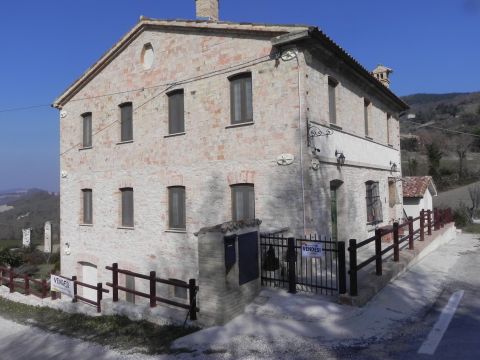 Frazione Costa, 123 - Arcevia