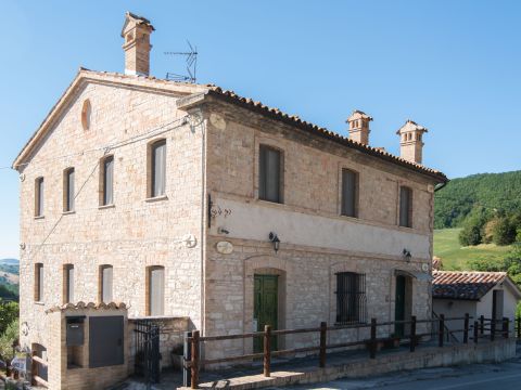 Frazione Costa, 123 - Arcevia