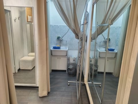 Via Giovanni de Calvi, 39 - Roma