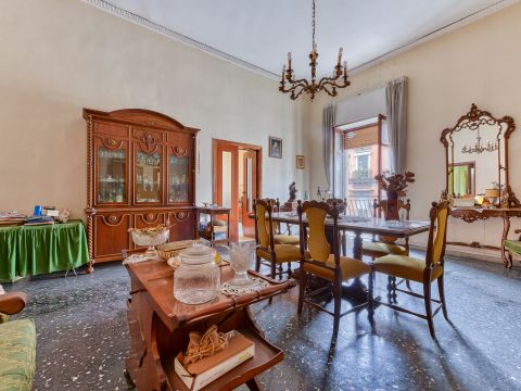 Via Sant'Antonio Abate - Napoli