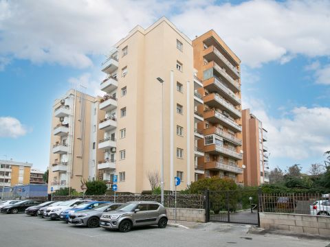Piazza Gerolamo Gaslini, 27 - Roma