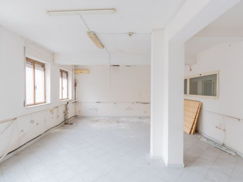 Via Generale Francesco Pignatelli, 11 - Napoli