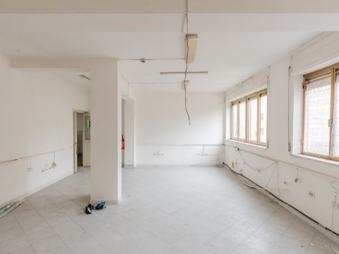 Via Generale Francesco Pignatelli, 11 - Napoli