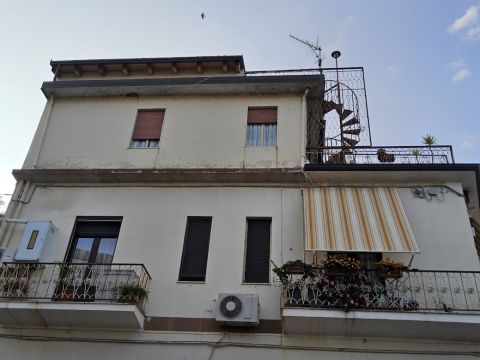 Via Antonio Gramsci, 3 - Gioiosa Ionica