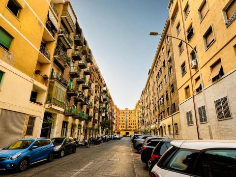 Via Ruggero D'Altavilla, 35 - Roma