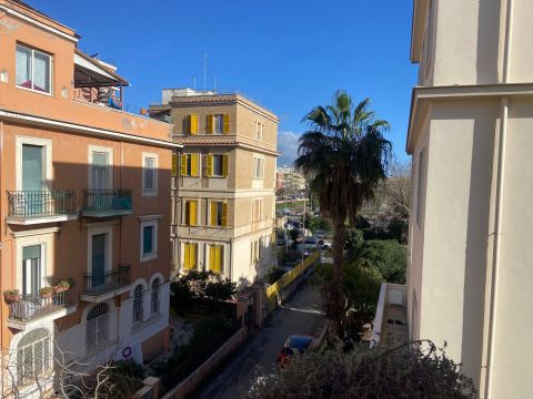 Via dei Lucilii, 32 - Roma