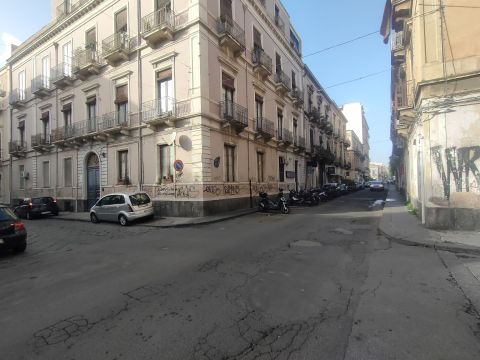 Via E. A. Pantano, 87 - Catania