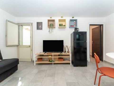 Via Vittorio Emanuele Orlando, 32 - Catania