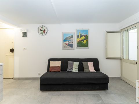 Via Vittorio Emanuele Orlando, 32 - Catania