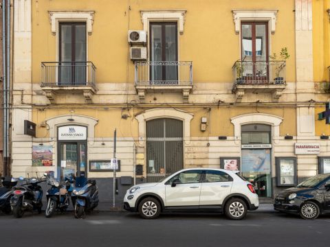 Via Vittorio Emanuele Orlando, 32 - Catania