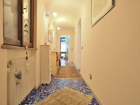 Via Poggio Moiano, 51 - Roma