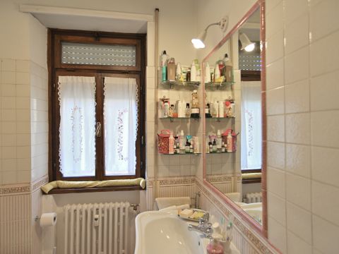 Via Poggio Moiano, 51 - Roma