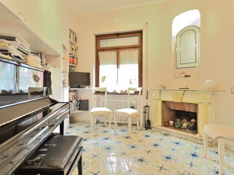 Via Poggio Moiano, 51 - Roma