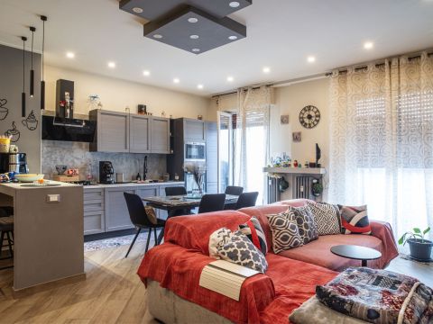 Via G. Bellone, 23 - Mede