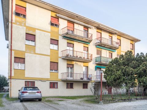 Via G. Bellone, 23 - Mede