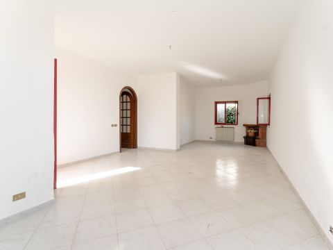 Via Vampolieri, 34 - Aci Catena