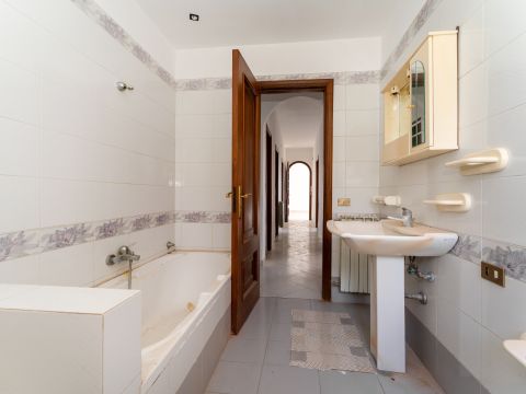 Via Vampolieri, 34 - Aci Catena