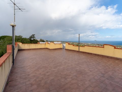 Via Vampolieri, 34 - Aci Catena