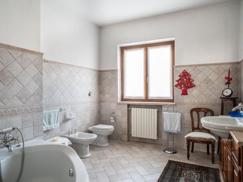 Via Don Minzoni, 8 - Mede