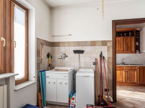 Via Don Minzoni, 8 - Mede