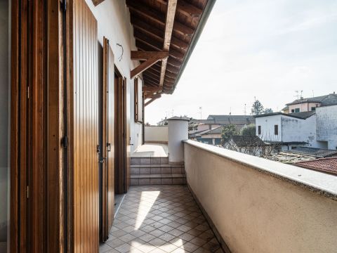 Via Don Minzoni, 8 - Mede