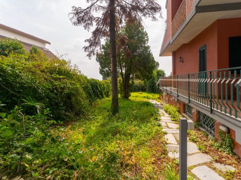 Via Pietro Maroncelli, 8 - Trecastagni