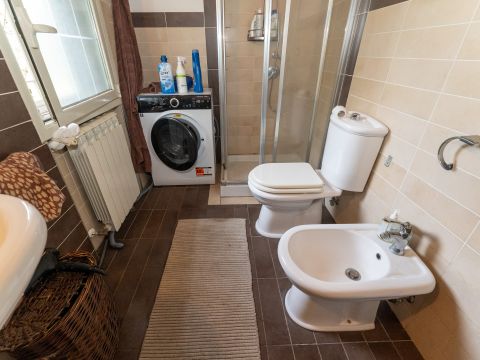 Via Pietro Maroncelli, 8 - Trecastagni