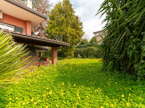 Via Pietro Maroncelli, 8 - Trecastagni