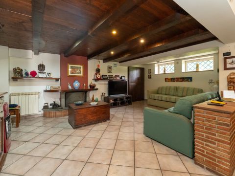 Via Pietro Maroncelli, 8 - Trecastagni