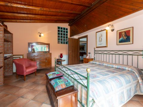 Via Pietro Maroncelli, 8 - Trecastagni