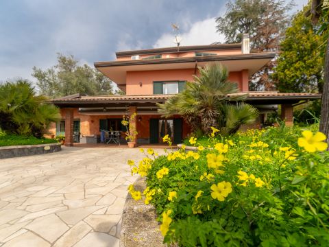 Via Pietro Maroncelli, 8 - Trecastagni