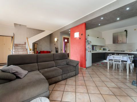 Via Pietro Maroncelli, 8 - Trecastagni