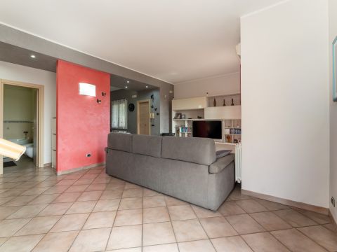 Via Pietro Maroncelli, 8 - Trecastagni