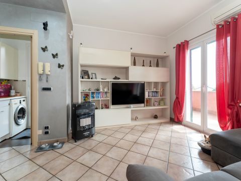 Via Pietro Maroncelli, 8 - Trecastagni