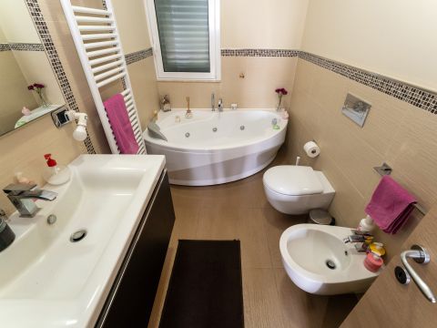 Via Pietro Maroncelli, 8 - Trecastagni