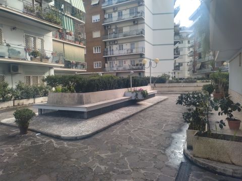 Via Conca d'Oro, 261 - Roma